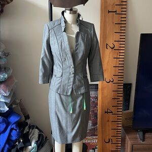 White House Black Market   Flash $150